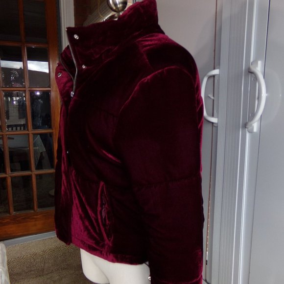 Burgundy Jacket - Picture 4 of 11